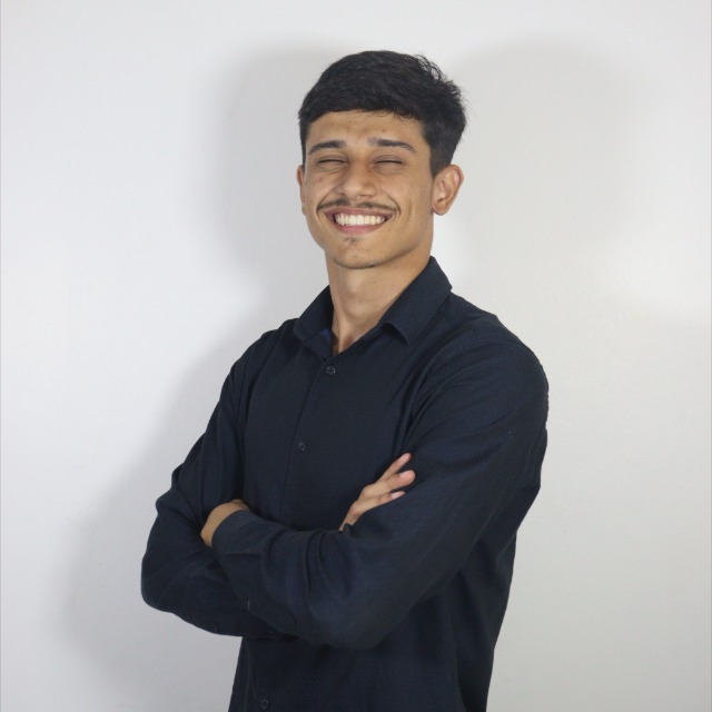 Imagem do curso Kevin Souza - Primeiros Passos no UI/UX: Entendendo o Impacto do Design na Experiência do Usuário